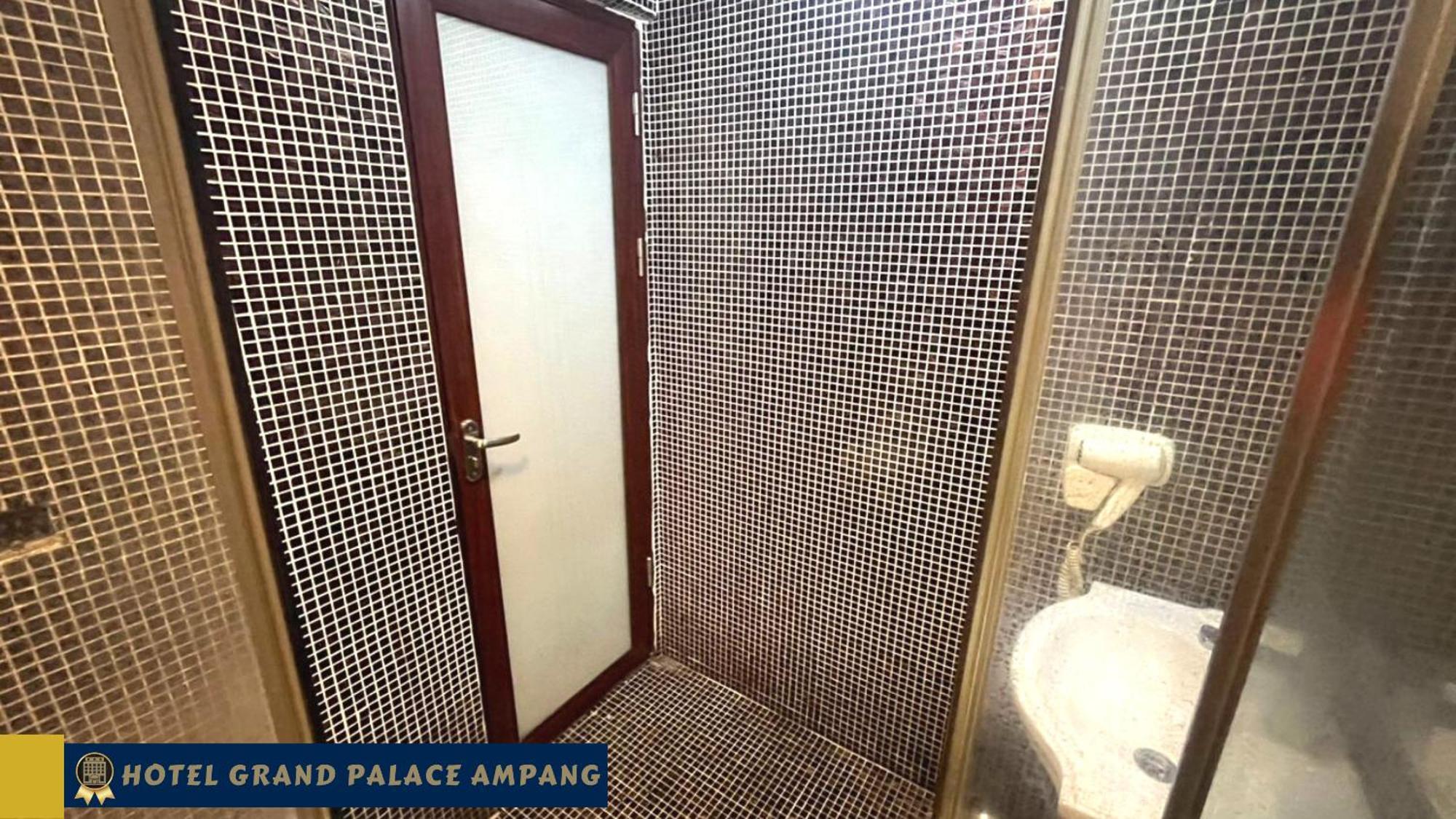 Hotel Grand Palace Ampang Ampang  Exterior photo